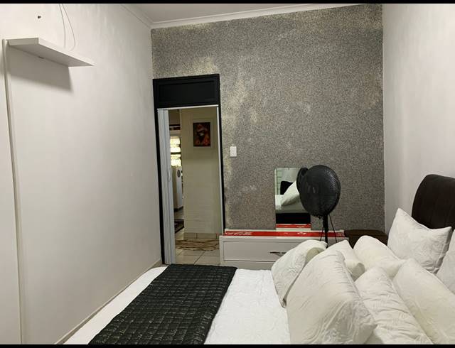 3 BEDROOM HOUSE FOR SALE IN HILLSHAVEN